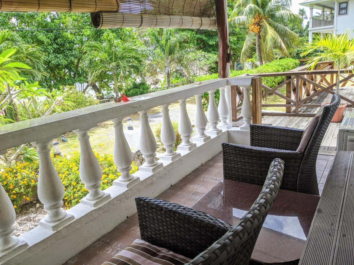 The Beach House Hotel Beau Vallon  Buitenkant foto